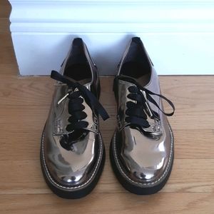 Silver mirror shoes